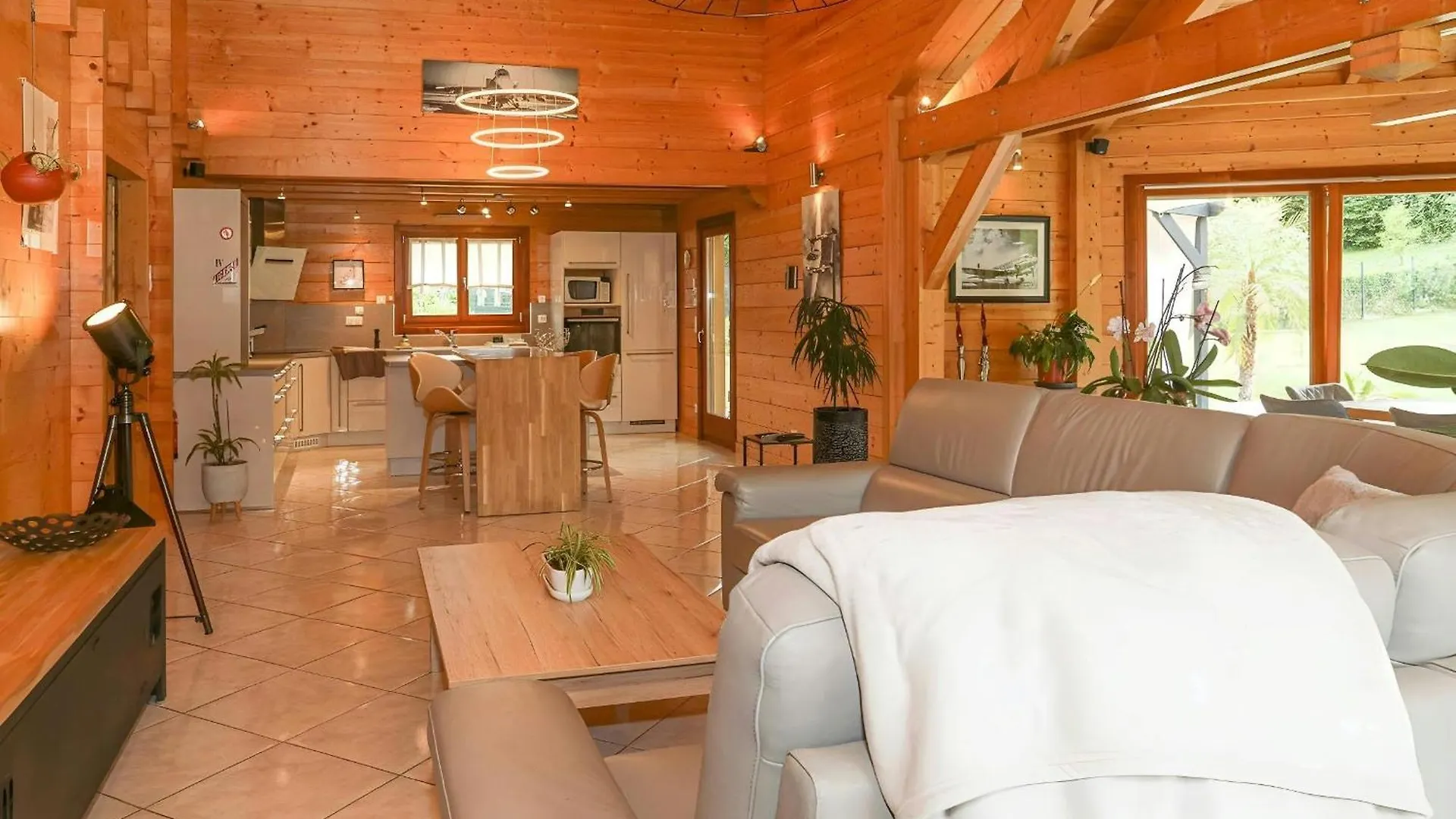 Villa Magnifique Chalet Avec Piscine Et Salle De Sport Peyrieu