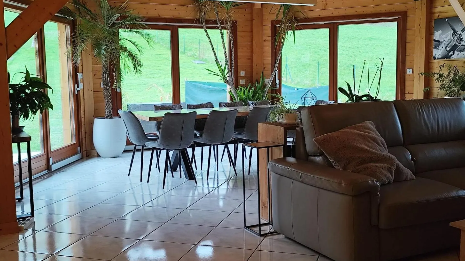 Villa Magnifique Chalet Avec Piscine Et Salle De Sport Peyrieu