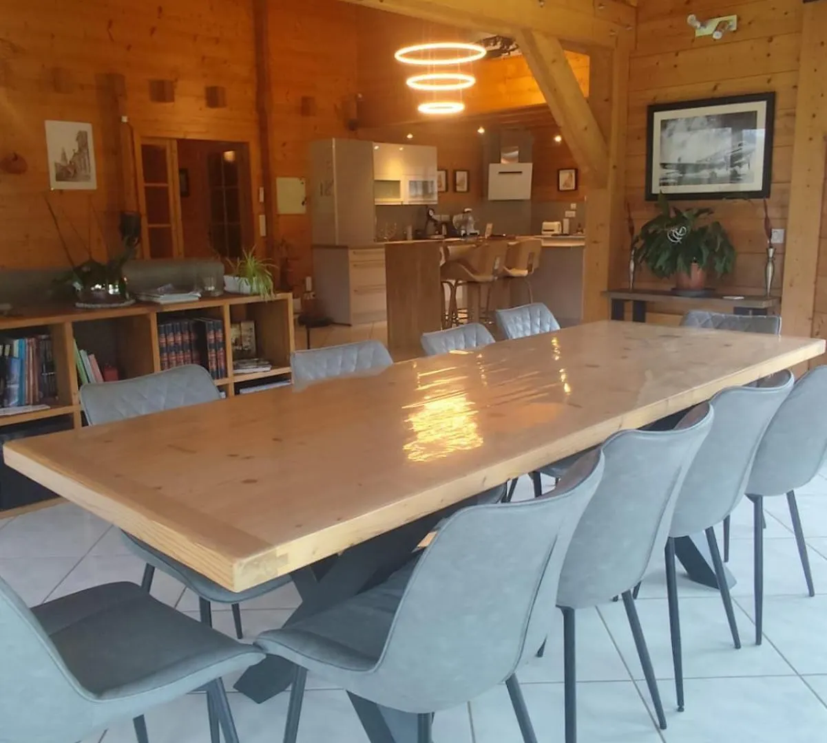Magnifique Chalet Avec Piscine Et Salle De Sport Peyrieu