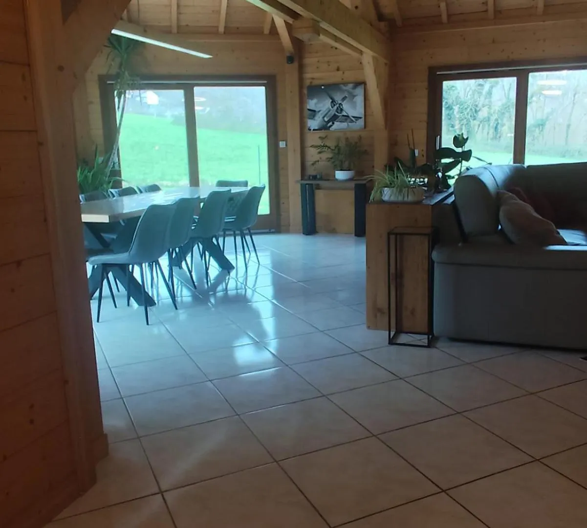 Magnifique Chalet Avec Piscine Et Salle De Sport Peyrieu
