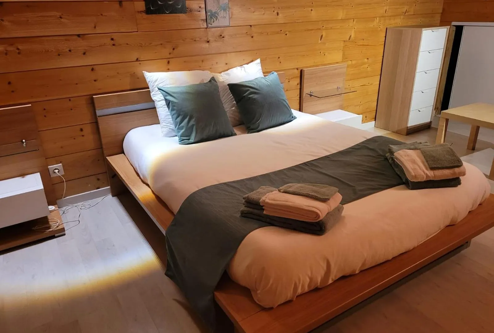 Magnifique Chalet Avec Piscine Et Salle De Sport Peyrieu Villa