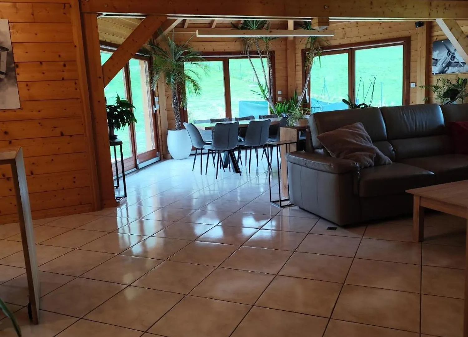 Magnifique Chalet Avec Piscine Et Salle De Sport Peyrieu